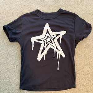 Like new Vinyl icons graphic tee